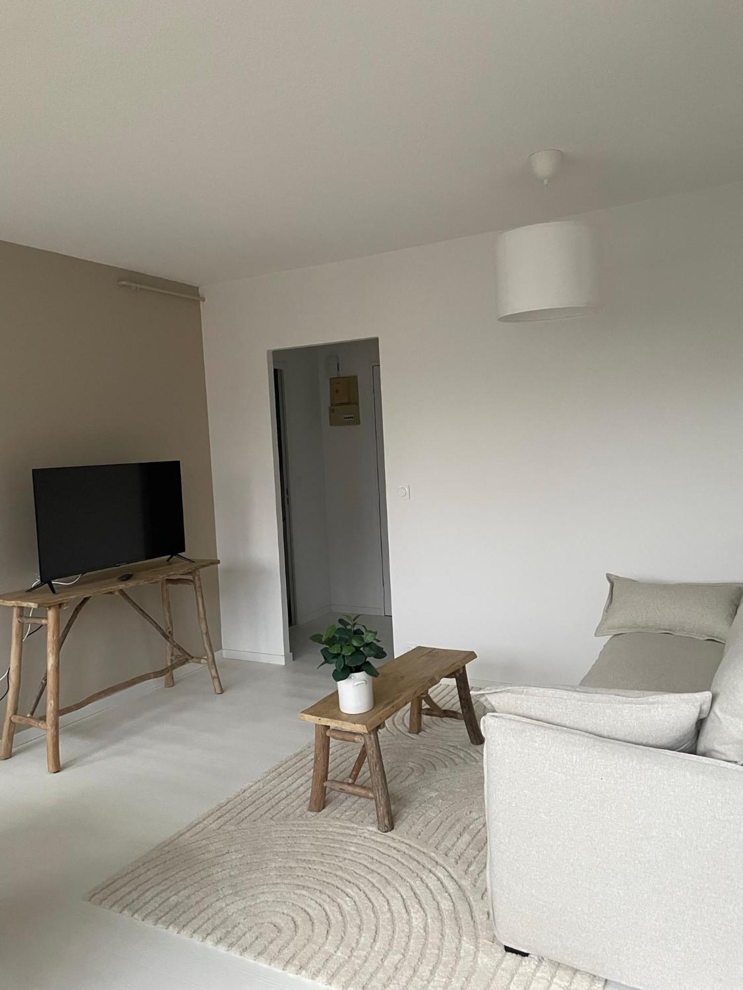 Appartamento Au Coeur De La Ponetie Aurillac Esterno foto